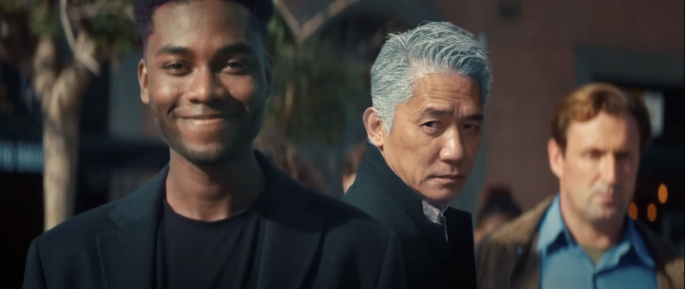 🌟【影片】梁朝伟惊喜出演newjeans新歌mv❗️头发全白超有型