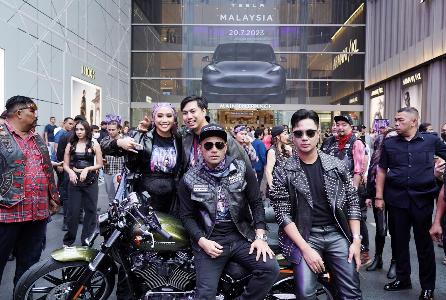 peminat dah tak sabar layan konsert judika malam ini, 21 oktober