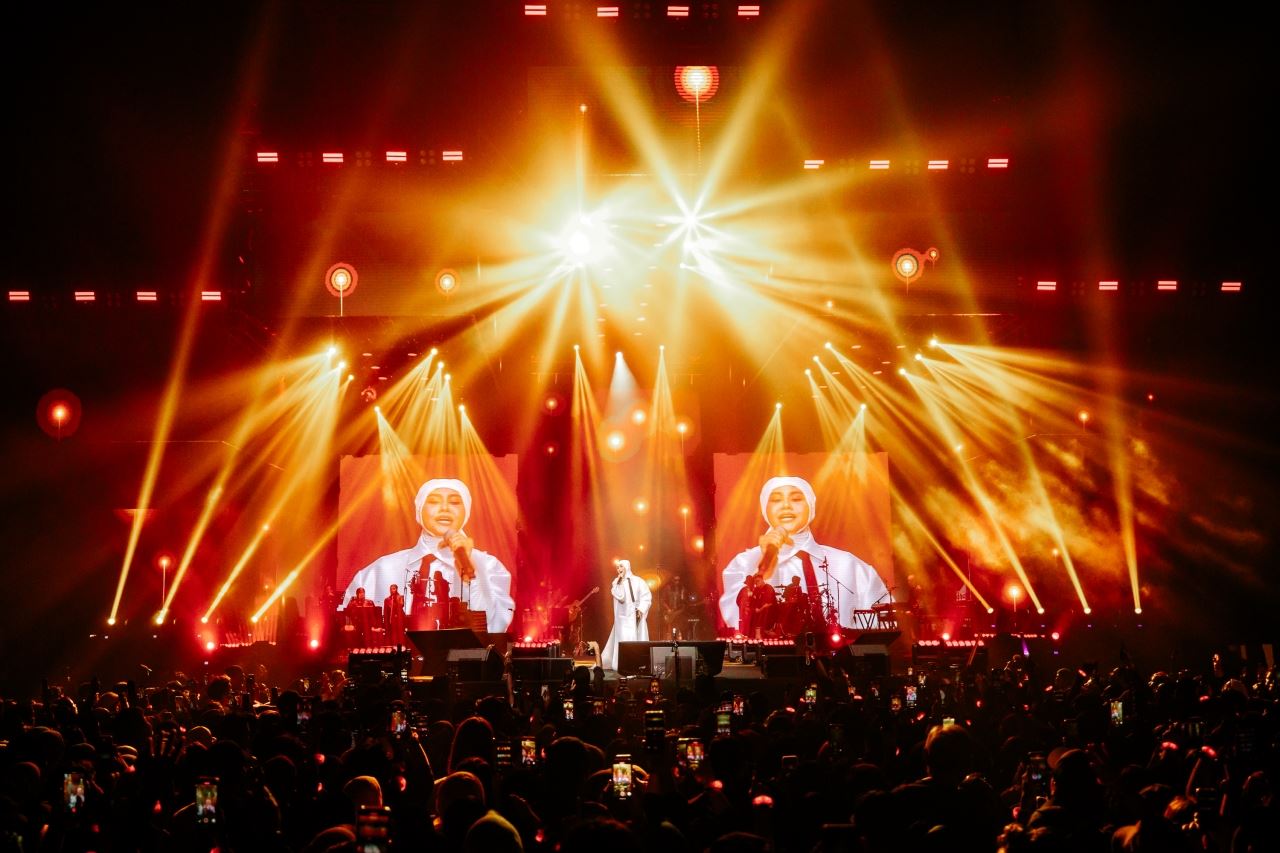 35 tahun dan masih berbisa, konsert ratu rock negara, ella cipta sejarah!