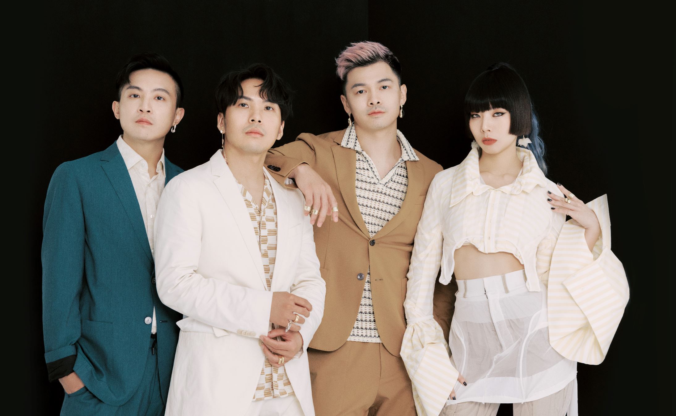 ⚠️首届华语独立音乐节clang克浪617登场❗️7组乐团歌手接力飙唱🎵还有快闪书店塔罗牌占卜等