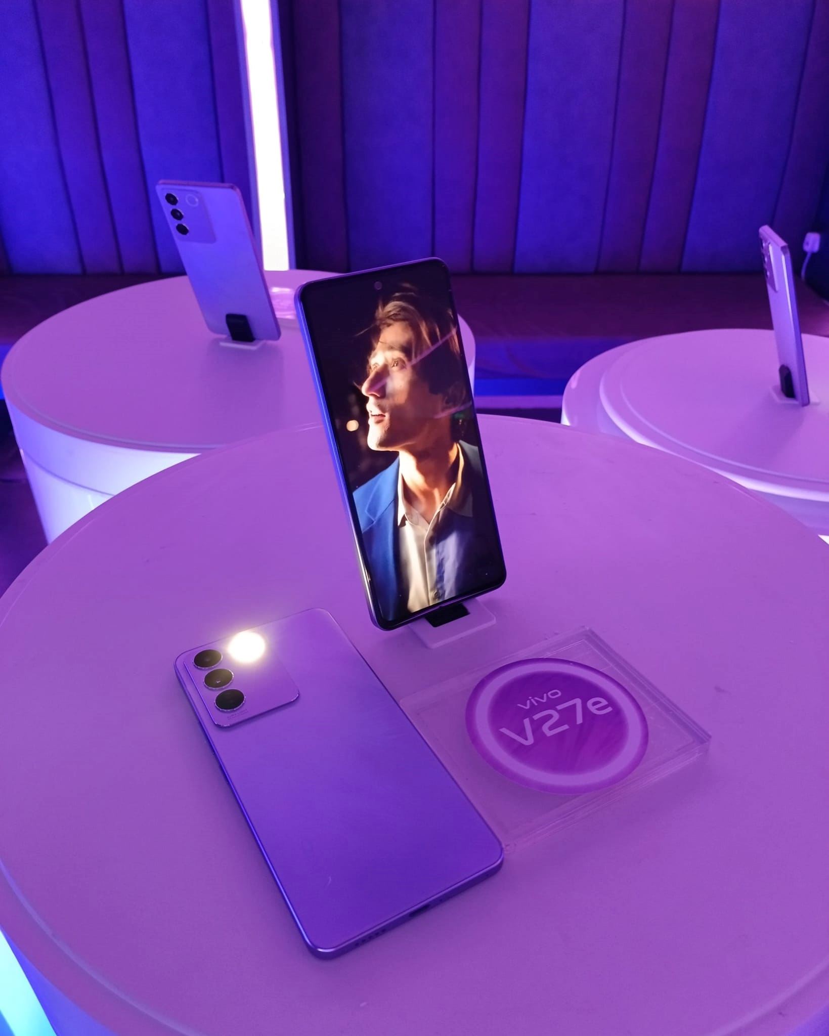 foto nampak lebih ‘hidup’, vivo v27e fon pintar baharu pilihan terbaik anda!