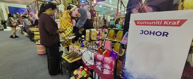 pameran kraf komuniti ku