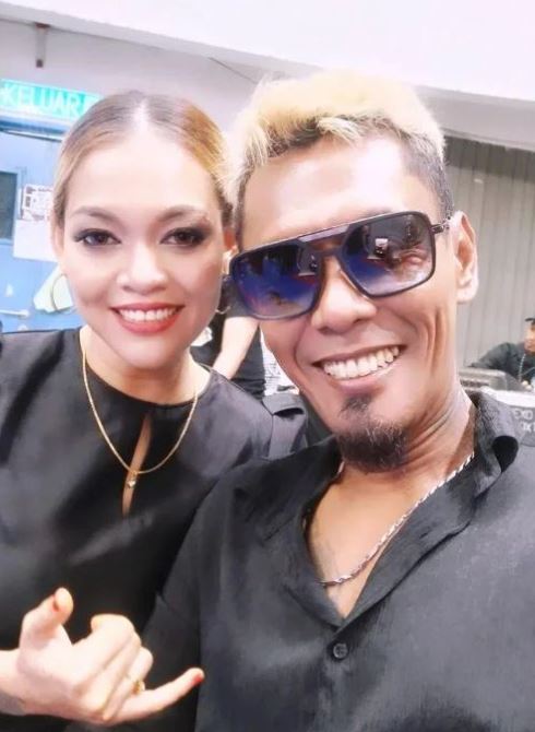 kini sah suami isteri, “tom adalah tulang rusuk saya yang selama ini hilang,” – fuad rahman