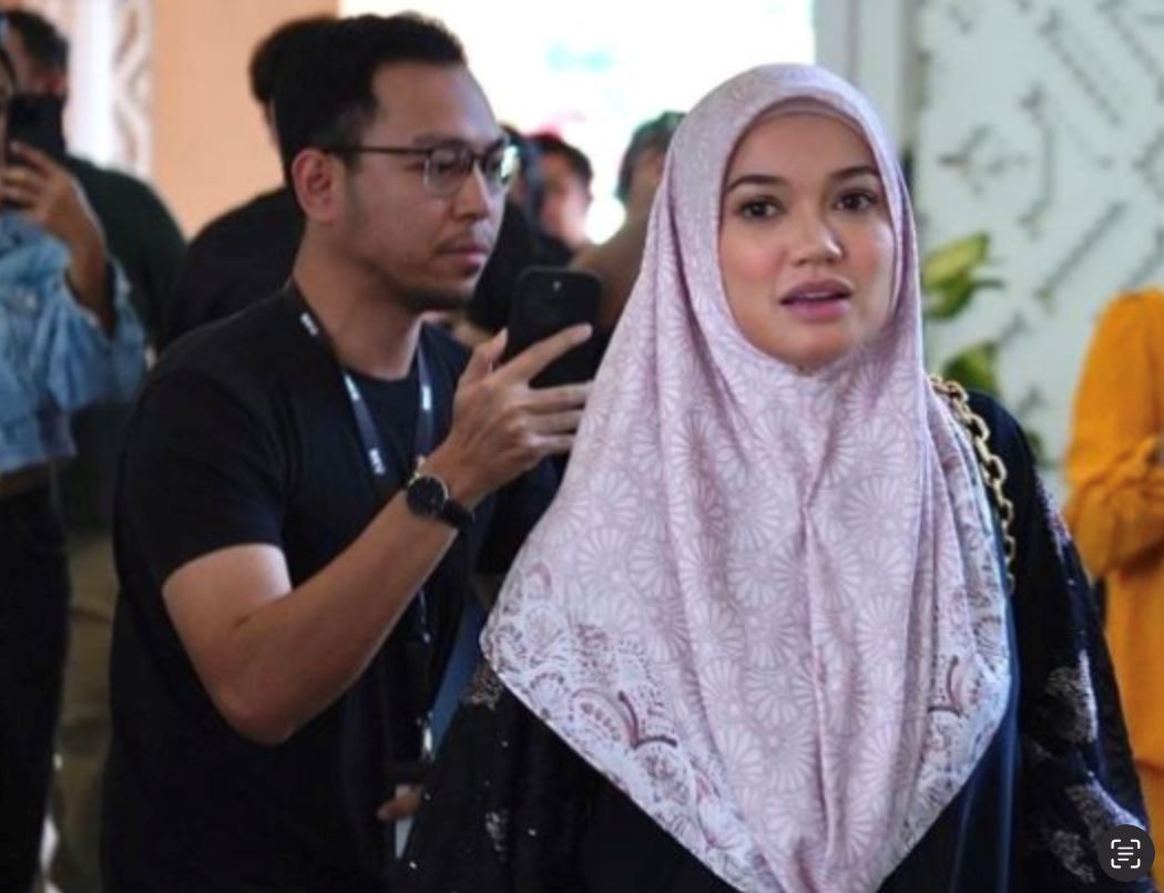 “saya pernah dipukul suami,” puteri sarah kata ibu mentua jadi penyelamat