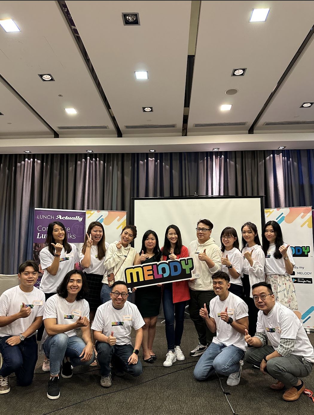 melody相亲配对嘉宾惊现夫妻相！