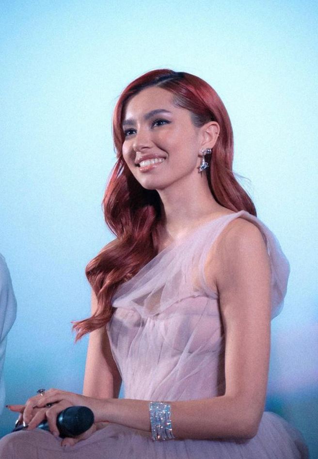 “patutkah saya sertai miss universe malaysia?” amelia henderson luah idea ‘gila’