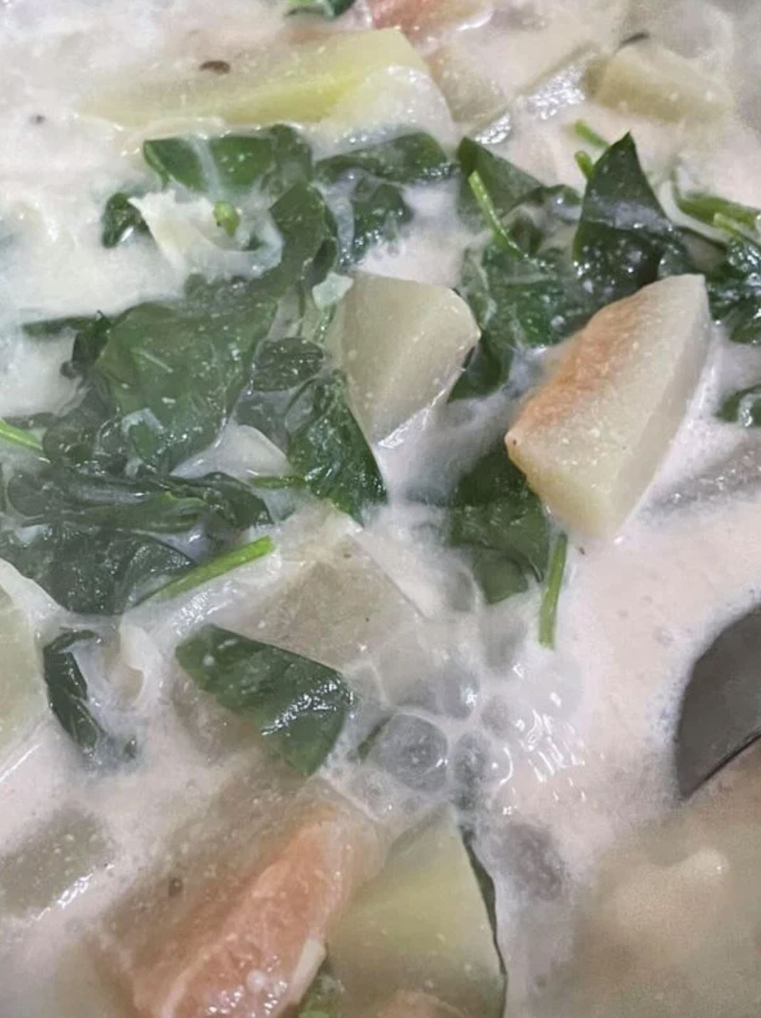 katanya lagi sedap, wanita ini ganti sayur dengan kulit tembikai