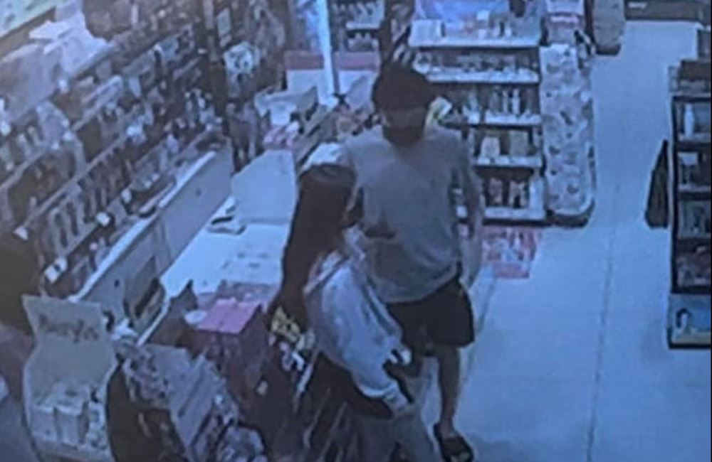 m’sian couple use lost credit card to go on shopping spree & returns it after their videos went viral online