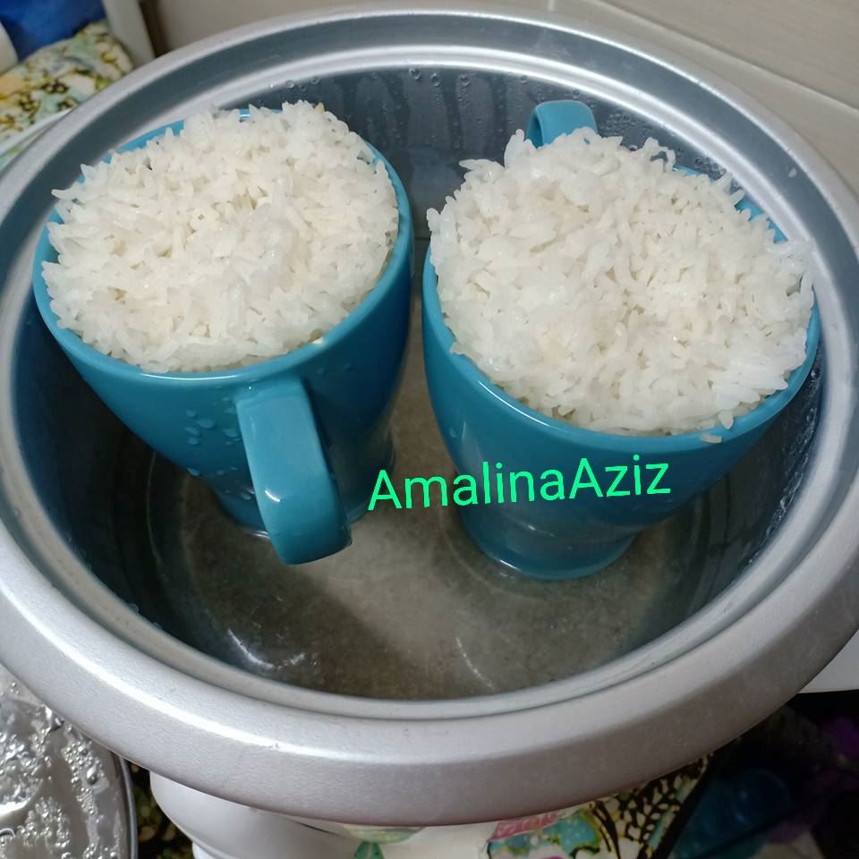 ini cara masak nasi untuk seorang makan, tak bazir dan tak berkerak