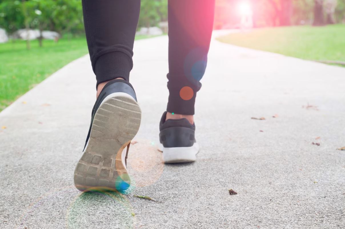 lelaki bersenam 8 jam sehari untuk 20 tahun, kini tak boleh jalan lagi