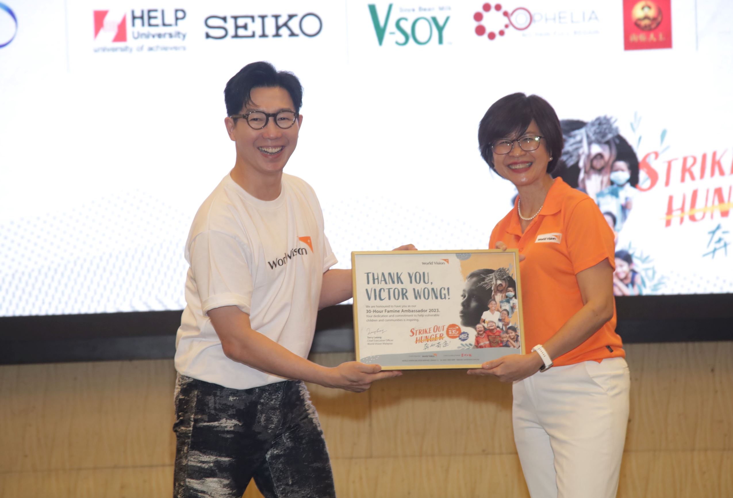 💗品冠担任马来西亚世界宣明会饥饿30爱心大使❗️目标160万令吉善款