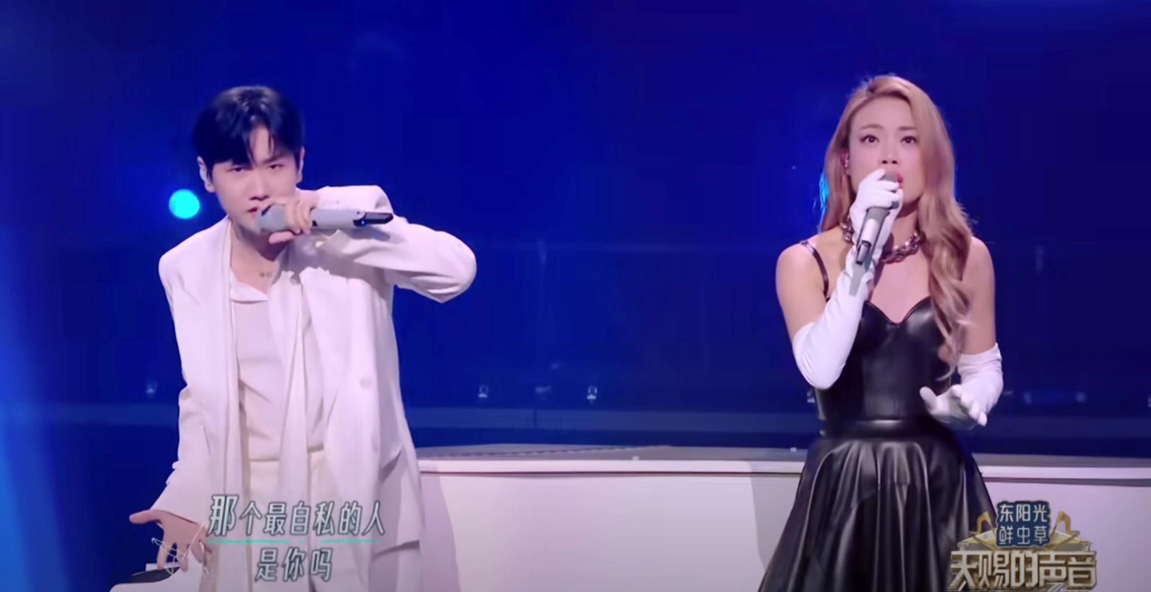 【小编私心】汪苏泷最新爆款作品《就让这大雨全都落下》❗️和原唱容祖儿首次同台合唱破一百万点击