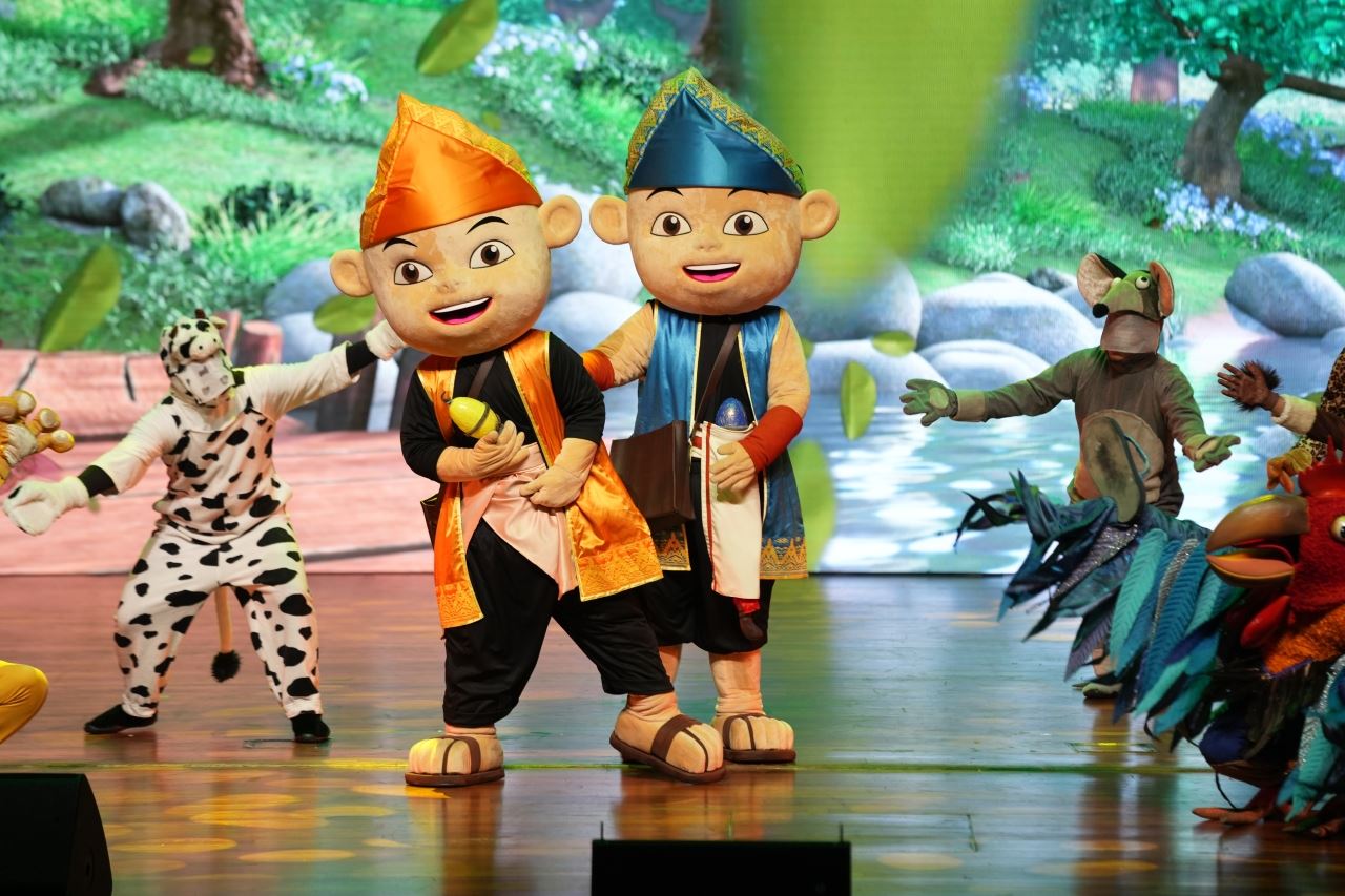 eksklusif di astro first, teater muzikal upin & ipin – pin pin pom! penuh dengan kesan visual