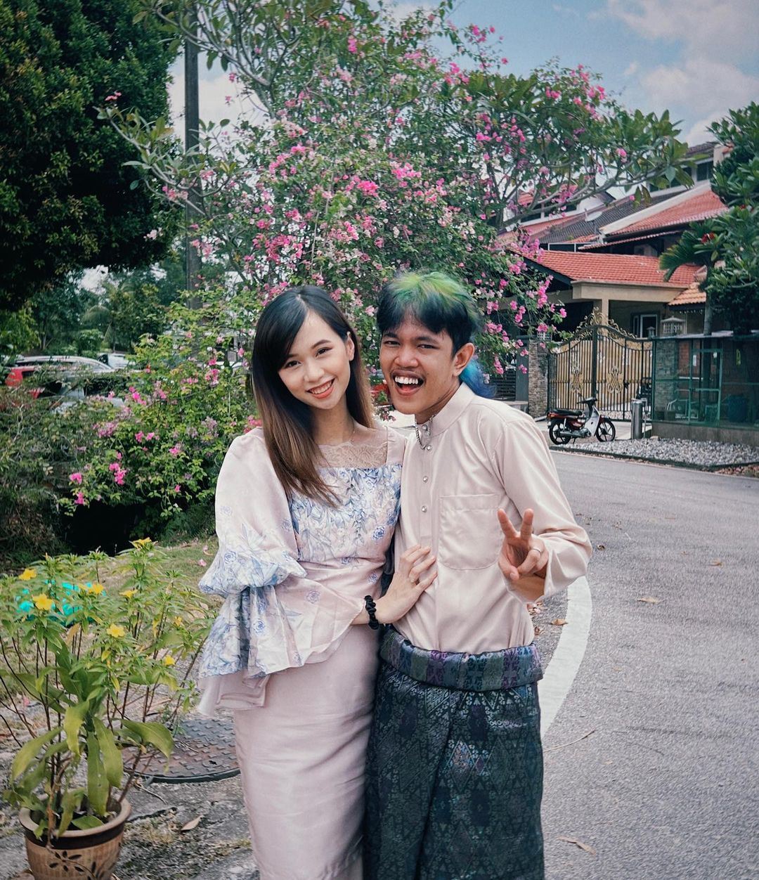 enggan air liur anak meleleh, yonnyboii layan sahaja isteri mengidam apa