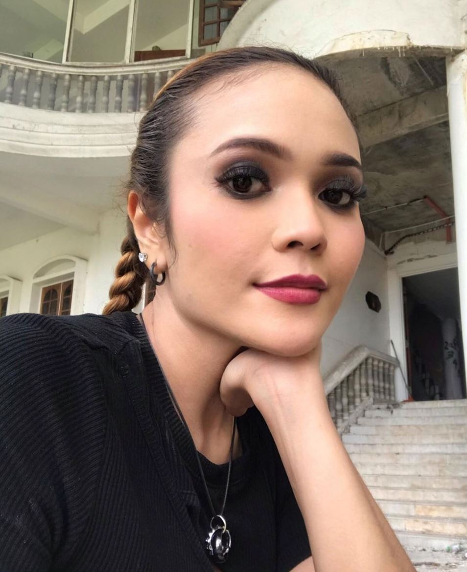 zarina zainoordin tak sangka umur nak 40 tapi belum kahwin lagi, “saya nak kahwin, nak sangat,”