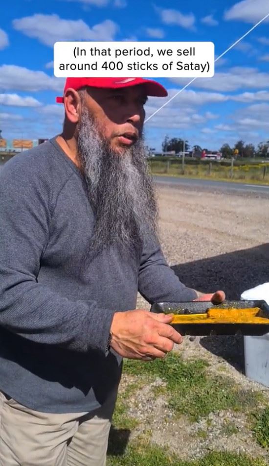 【一串沙爹rm7】3小时卖出400串！网惊：月入rm100k！