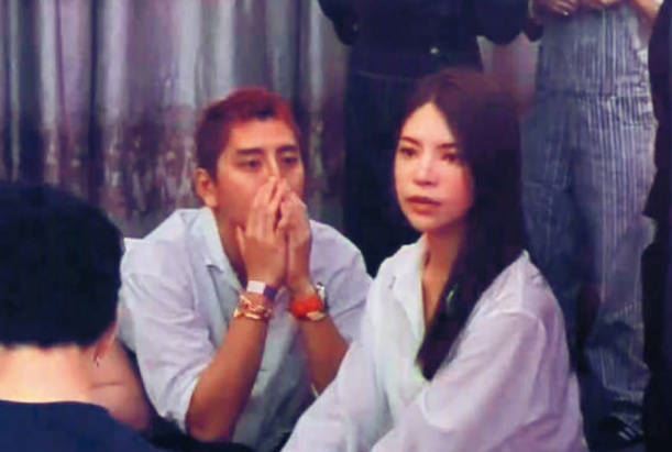 王大陆新女友正面照曝光！与新欢姿态亲密！