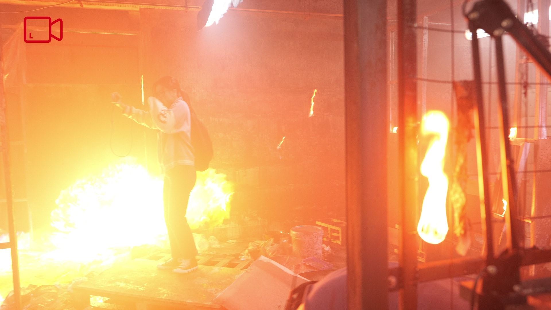 📺港剧《新闻女王》第二大型案件“活化工厦四级大火”❗花7天拍摄 动用大量真消防员🔥