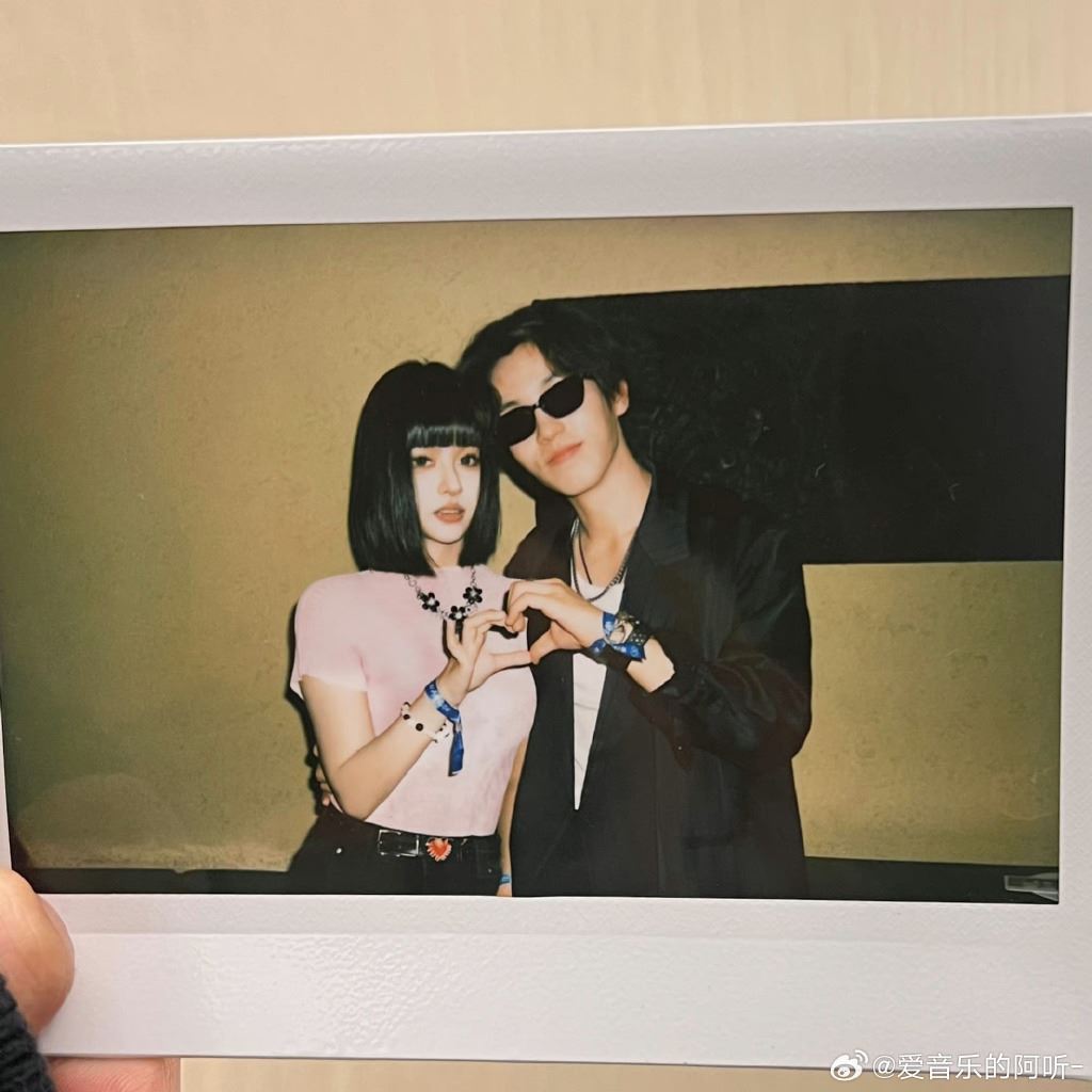 王ok李天责官宣啦🥳在《舞台2023》相识到相恋❤️