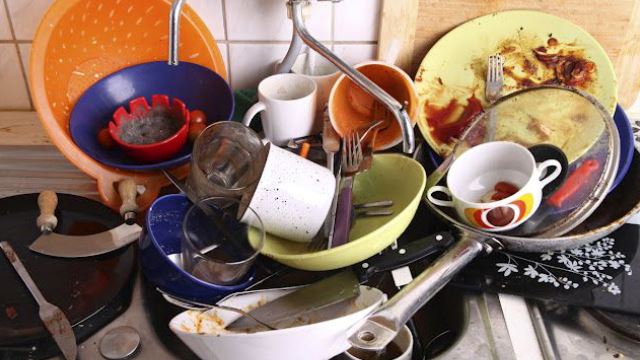 malas basuh pinggan dalam singki? pantang elak sihir!