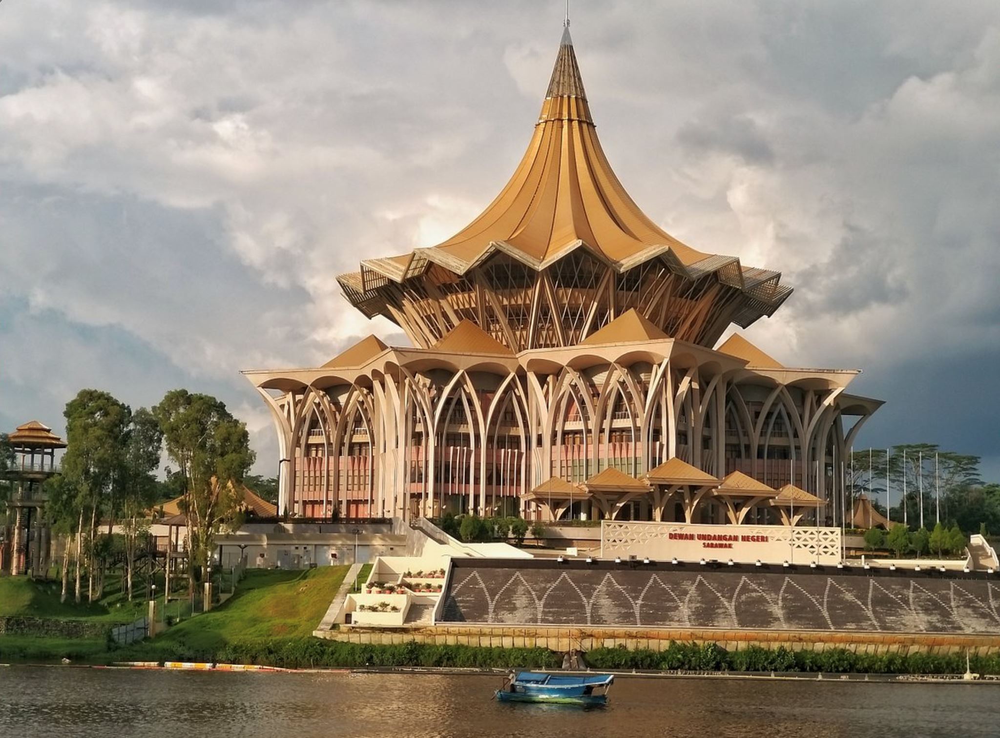 kuching ranked as the third most affordable travel destination in the asia pacific, trailing behind hat yai and yogyakarta