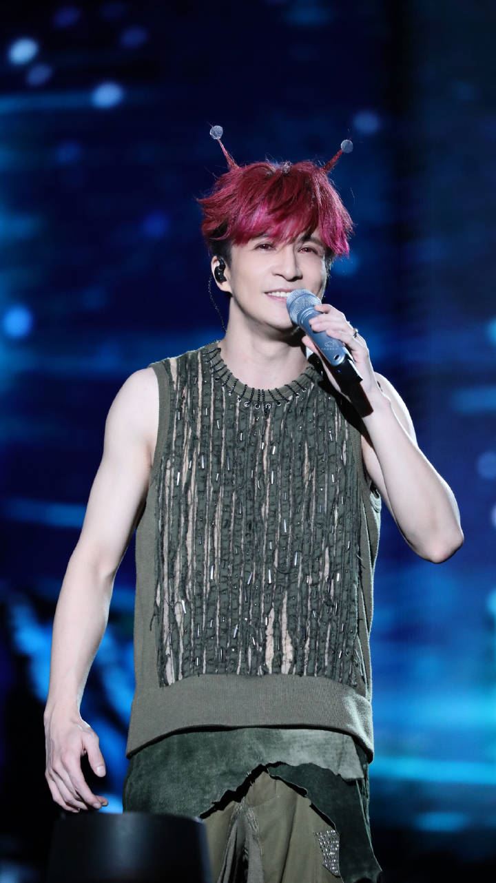 特殊粉丝牵导盲犬现身演唱会❗薛之谦录音暖心回应💕