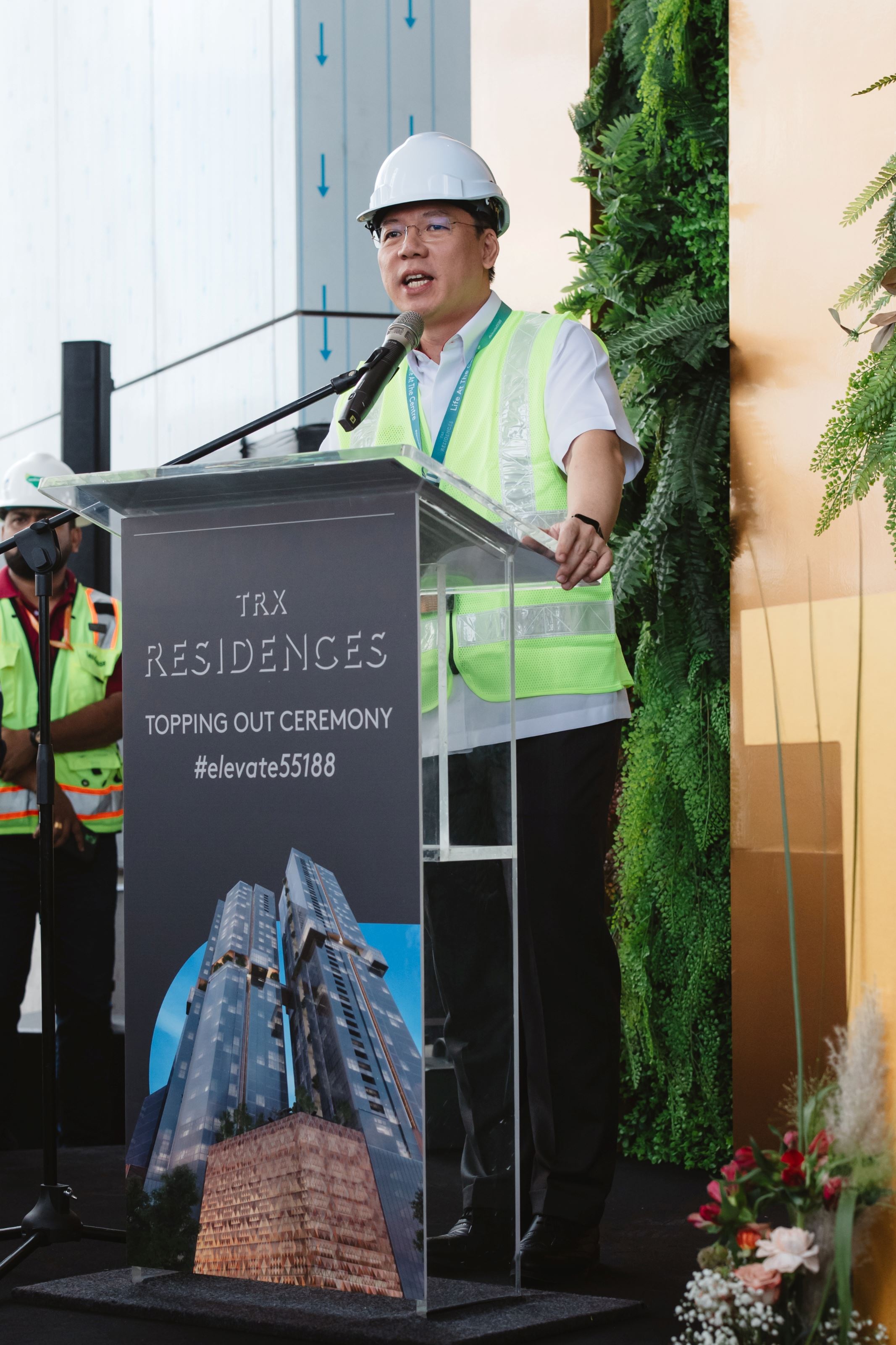 倪可敏出席TRX Residences封顶仪式