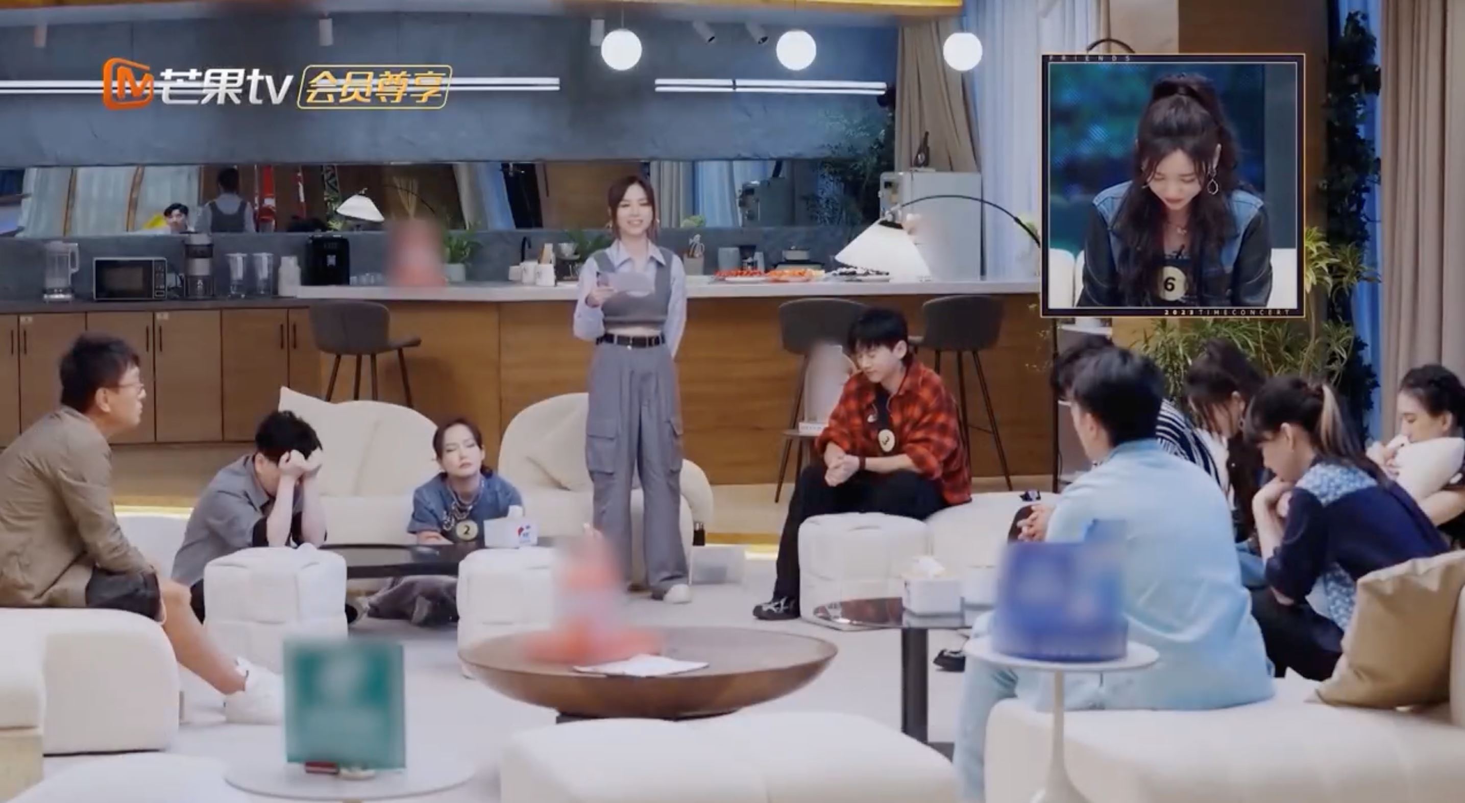 于文文当预言家不小心睡过头❗法官邓紫棋五连呼唤才叫醒🤣