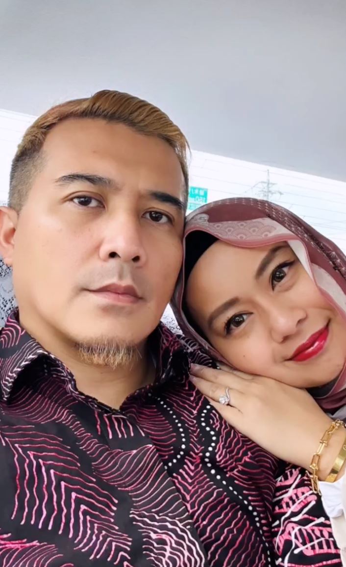 panggil anak, isteri tapi tak bersahut, aaron aziz sunyi tinggal seorang diri