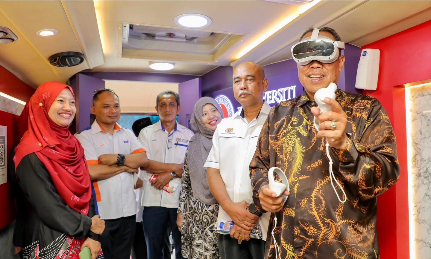 tingkat kemahiran digital pelajar dari keluarga b40, tm future skills diperluaskan