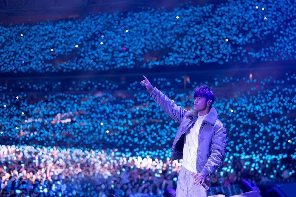 周杰伦演唱会采用实名制❗黄牛党被迫退票🔥