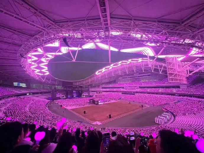 周杰伦演唱会采用实名制❗黄牛党被迫退票🔥