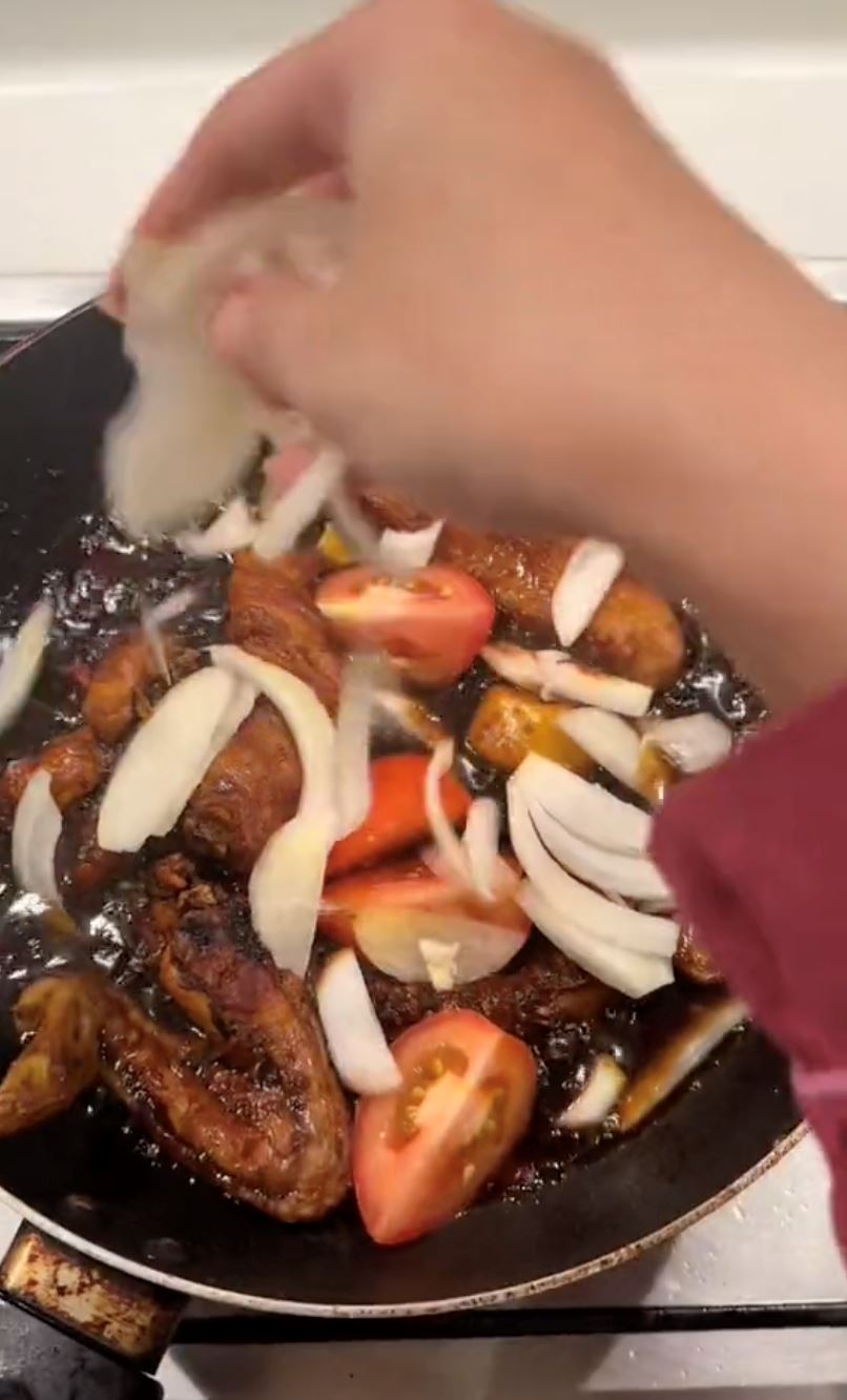 dah siap nak tidur tiba-tiba suami request, “laki memang camni ek?” – intan najuwa