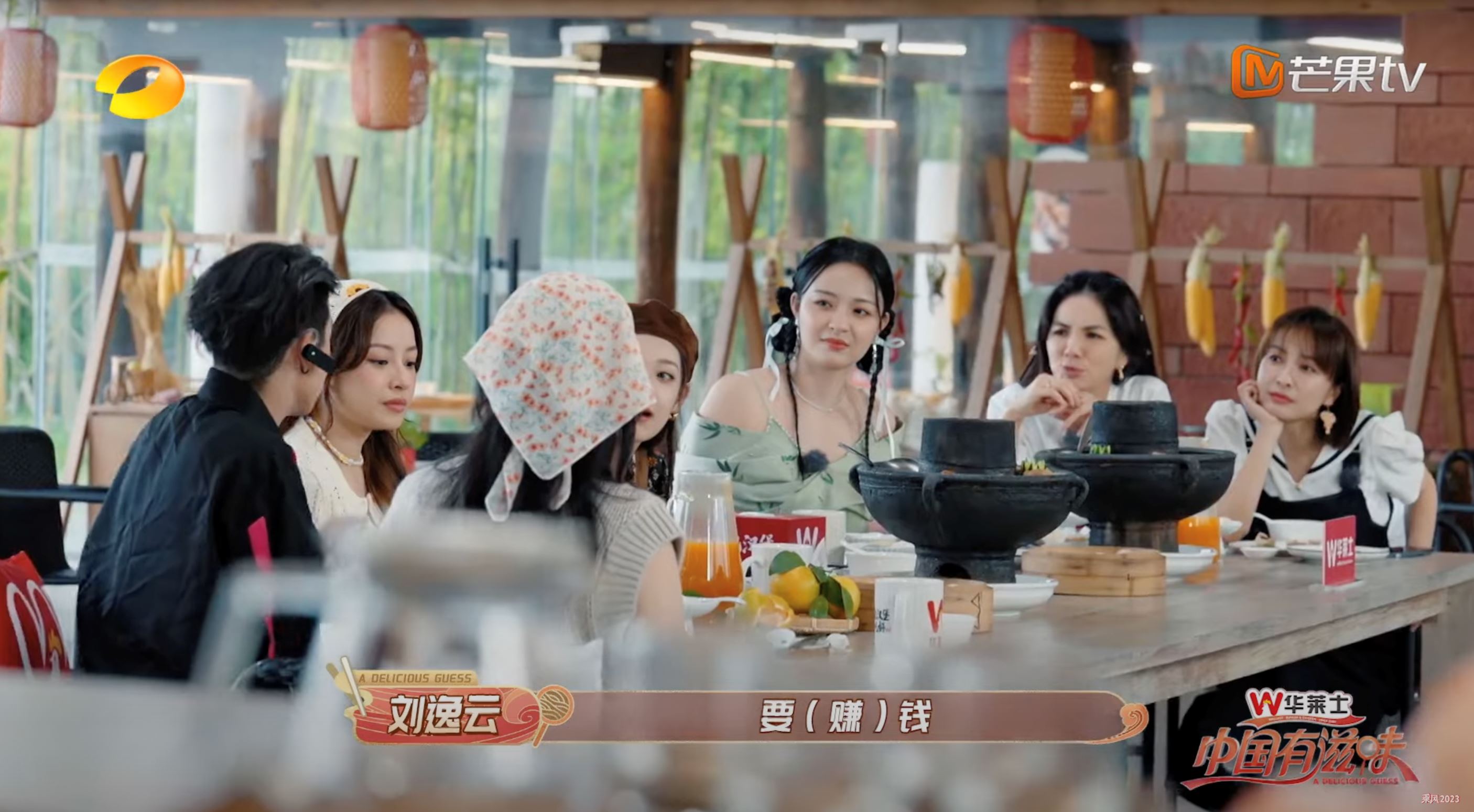 amber承认自己是恋爱脑❗曾经赚钱是为了买异地恋机票✈️