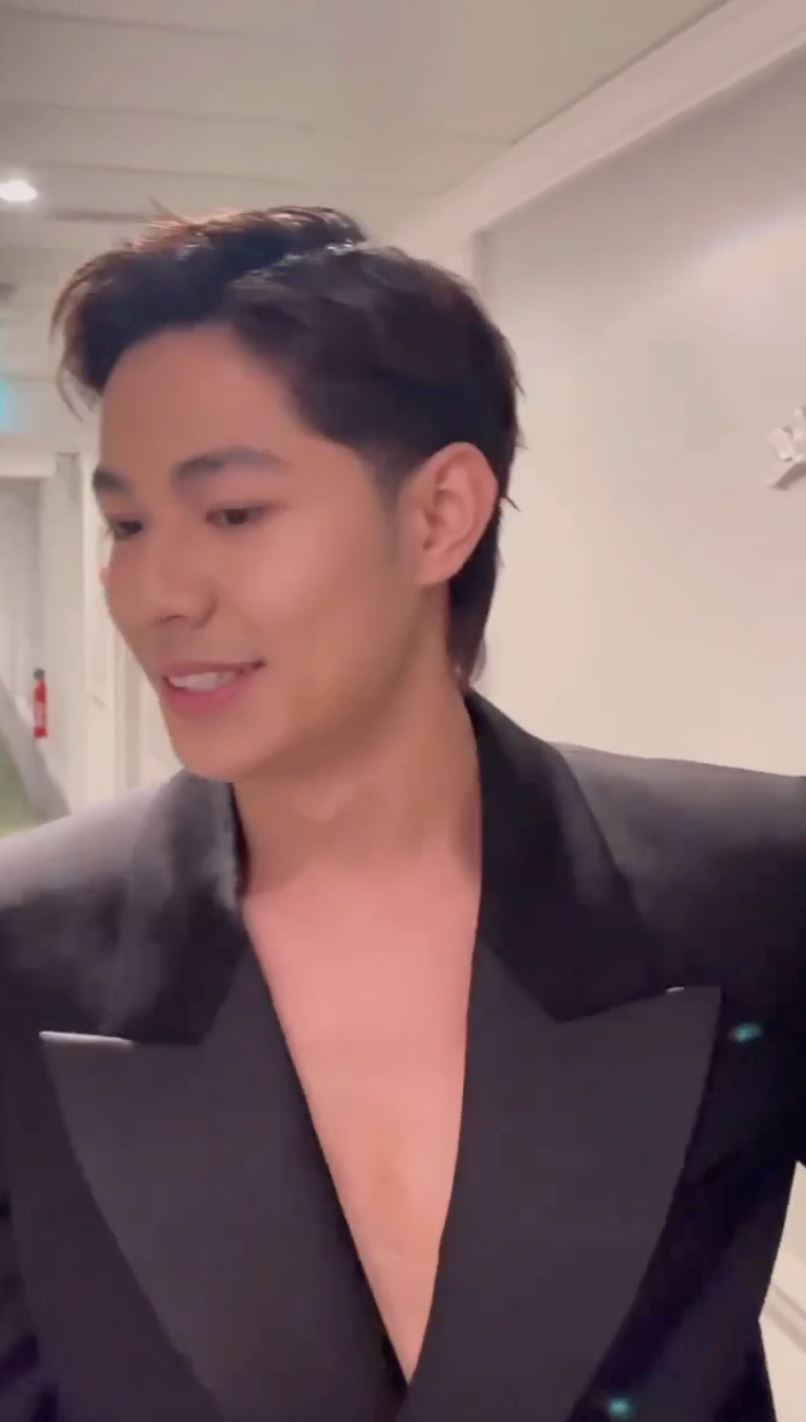 peminat terhibur dengar meerqeen cakap korea, handsomenya oppa.. [video]