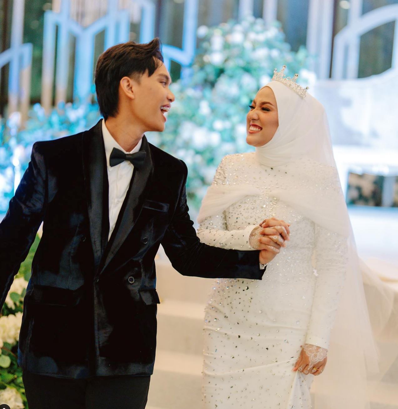 shila amzah mimpi suami ‘disondol’ wanita, netizen petik nama sophia, “hebat netizen kita..”