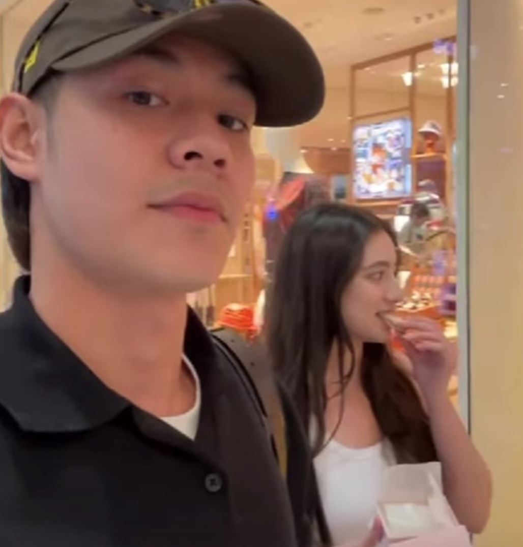 bukan kekasih, ameera khan hanya kawan meerqeen, “friendzone tahap sejuta” – netizen