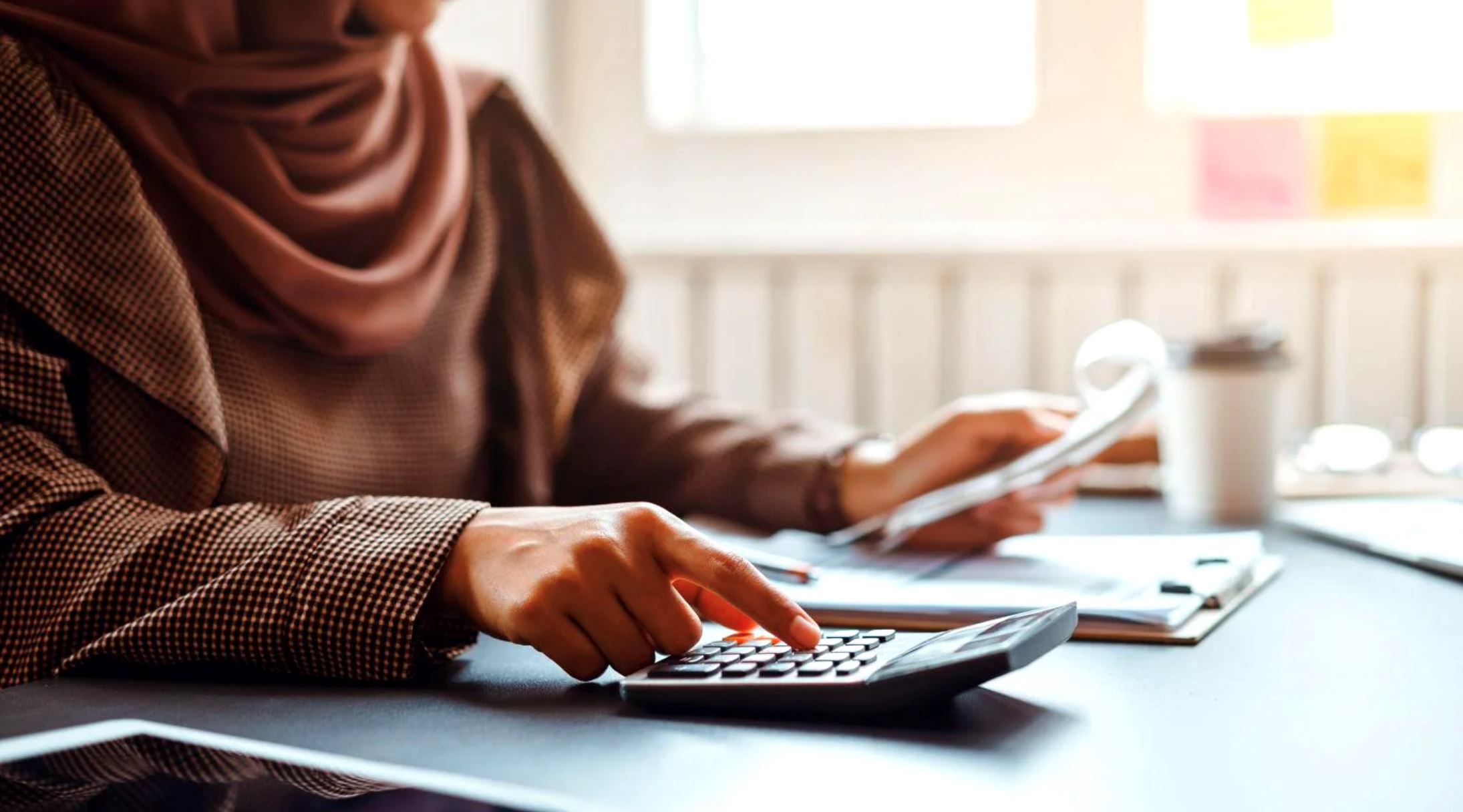 m’sian graduate struggles with guilt for hiding her income because her family keeps asking for money