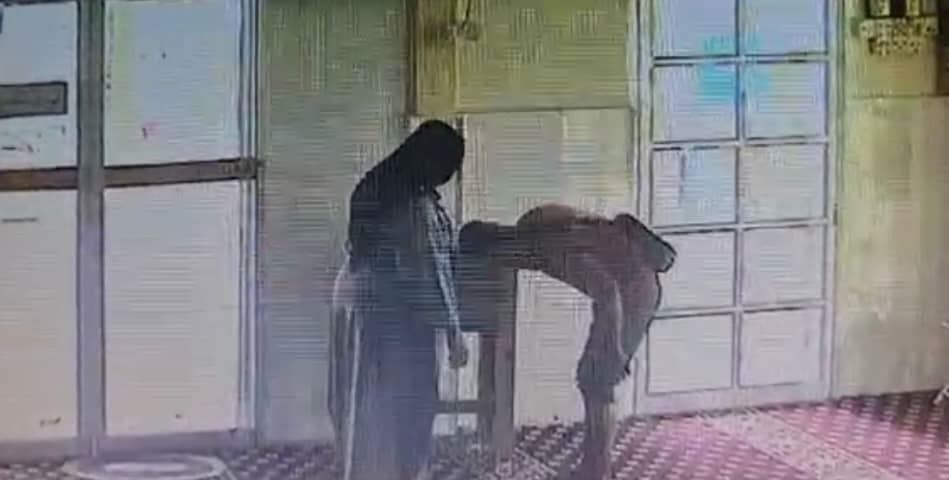 suami isteri terdesak sanggup curi duit tabung masjid