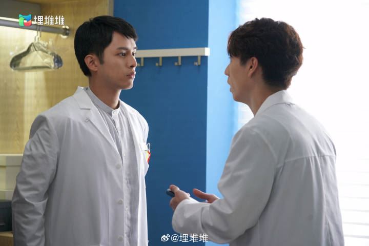 港剧《你好我的大夫》开播啦❗蔡思贝和何广沛一同出演中医师🔥