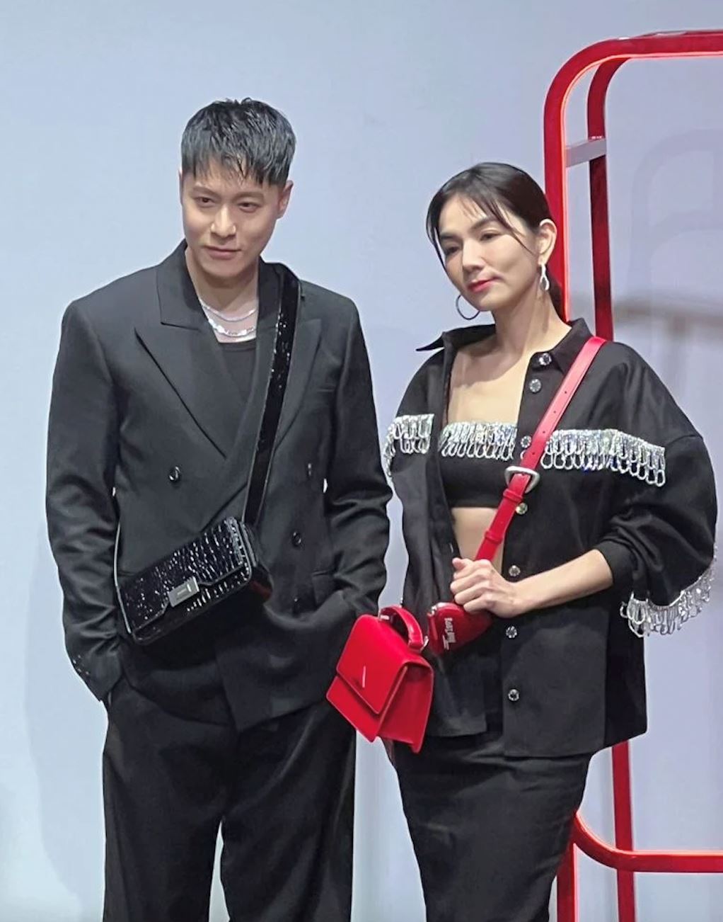 ella惊爆「左半身麻痹」！20年前3楼摔下后遗症？