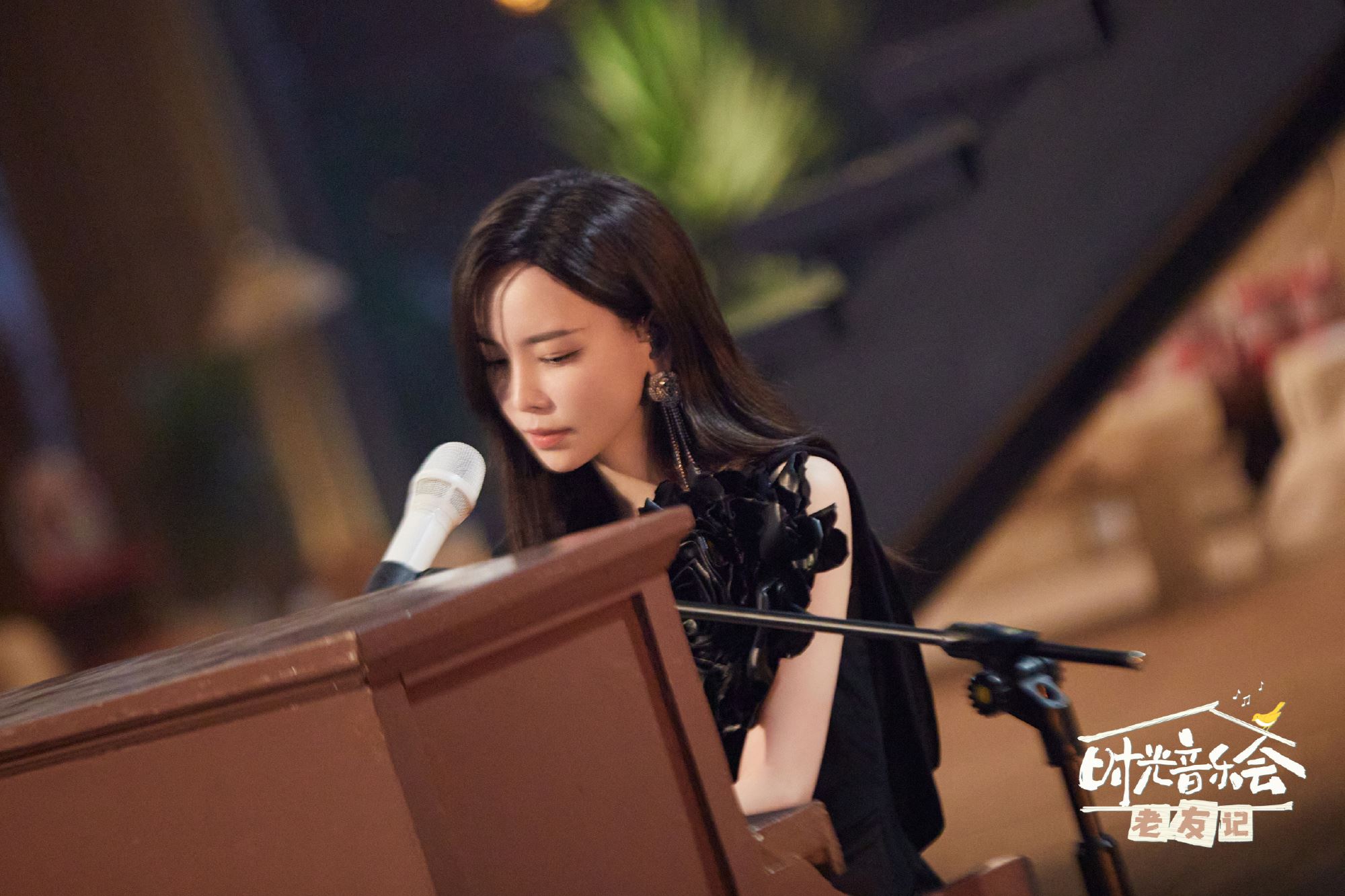 于文文在《《时光音乐会•老友记》》再唱体面❗时隔五年终于可以笑着唱这首歌了🔥
