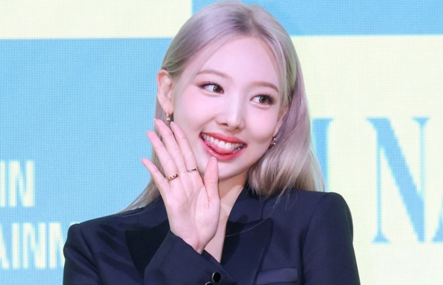 nayeon twice menang kes saman fitnah