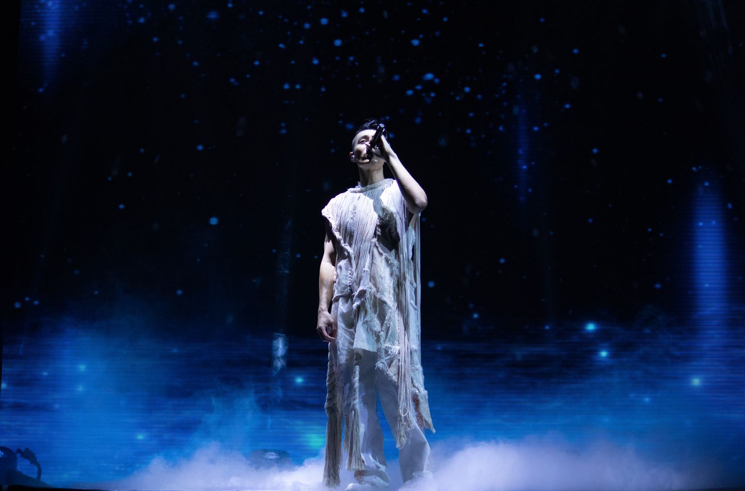 周柏豪「奔赴」世界巡回演唱会 - 大马站💞音乐魔法在云星剧场闪耀🤩