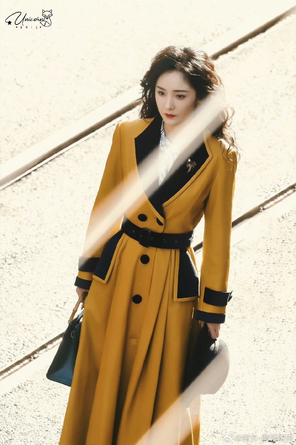 杨幂在新剧里饰演特务❗裸背入镜撂狠话演技大爆发🔥