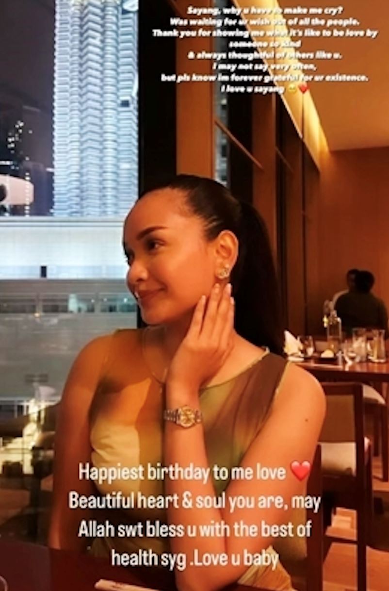 azira shafinaz seakan beri ‘hint’ bakal tamat zaman bujang, “soon will be our turn..”