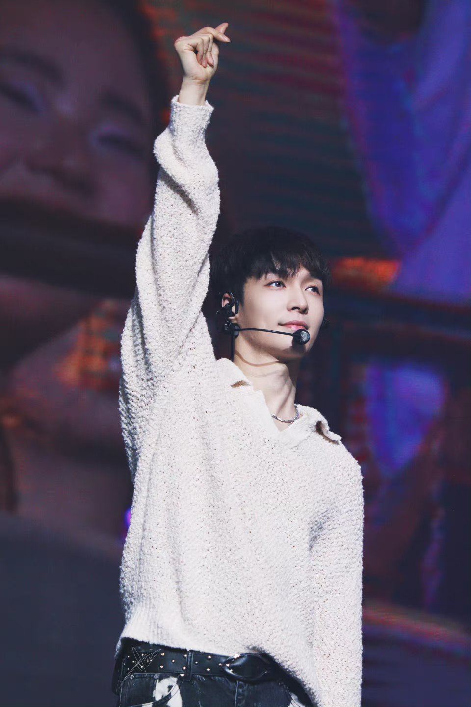 张艺兴4月中旬回归！将发行韩语新专辑！