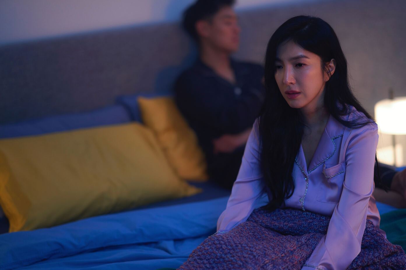 ella陈嘉桦再推出新歌《别再留下》❗献给“为爱迷失自己”的你💗