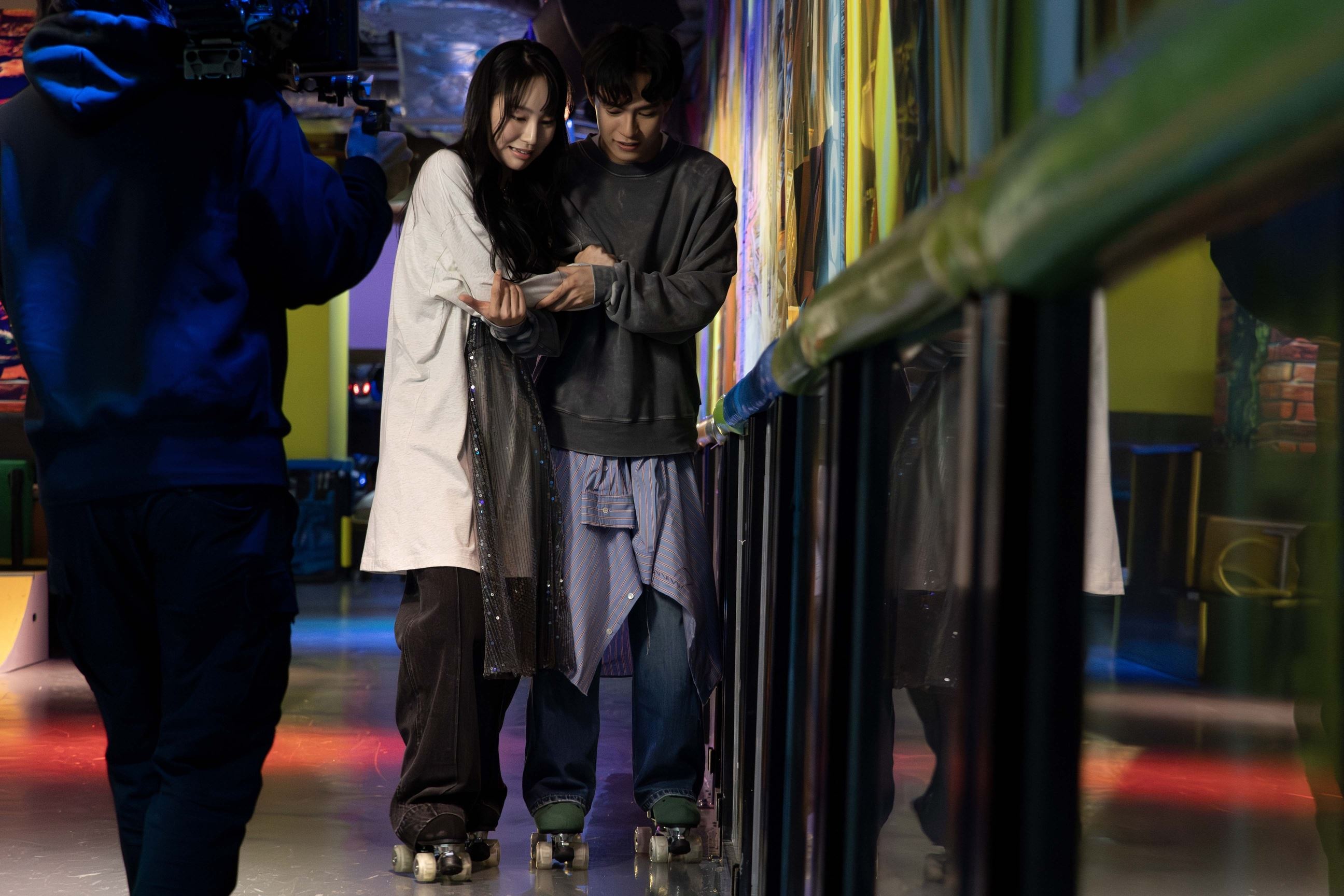 🇭🇰gigi炎明熹生日前夕推新歌《还有一艘救生舱》❗mv里异地恋男友背着她另结新欢😭