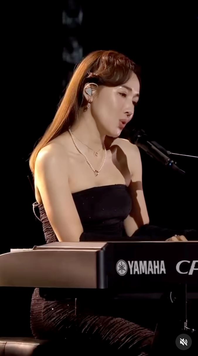 🇭🇰李施嬅弹唱《金宵大厦》主题曲《今宵多珍重》❗coco+alex的感觉回来了💗